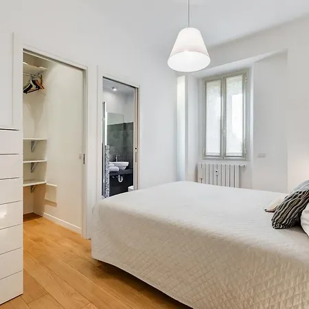 Micol'S Place, Bright Apt 2 Rooms, 2 Toilets, Near Metro, 80 Mq