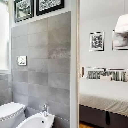 Micol'S Place, Bright Apt 2 Rooms, 2 Toilets, Near Metro, 80 Mq * Rom