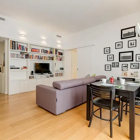 Micol'S Place, Bright Apt 2 Rooms, 2 Toilets, Near Metro, 80 Mq Apartment Rom