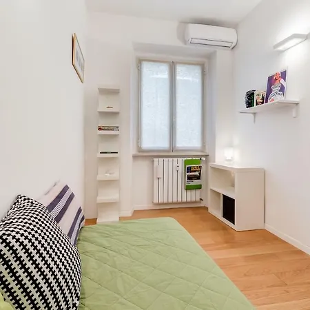 Micol'S Place, Bright Apt 2 Rooms, 2 Toilets, Near Metro, 80 Mq