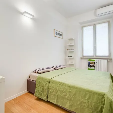 Micol'S Place, Bright Apt 2 Rooms, 2 Toilets, Near Metro, 80 Mq Apartment